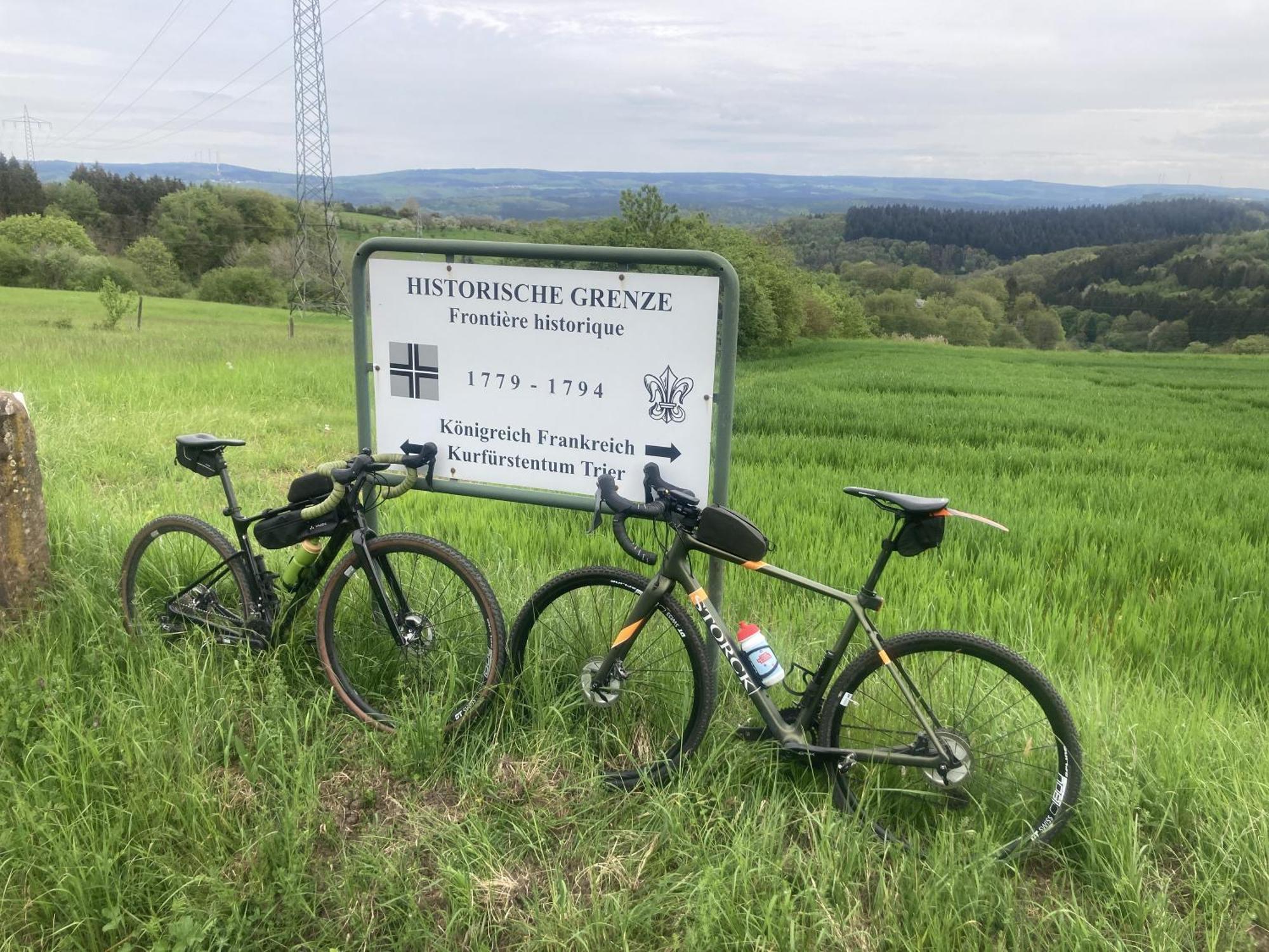 Draussen Am See Losheim Buitenkant foto